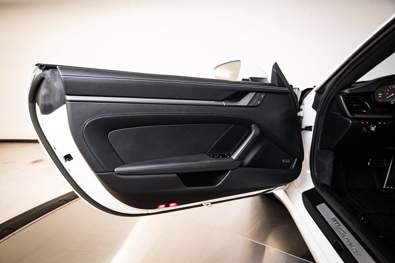 Certified 2023 Porsche 911 Carrera RWD image 23