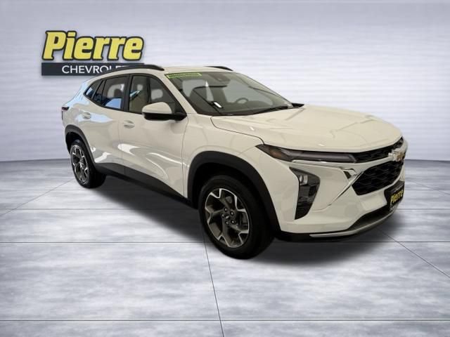 New 2026 Chevrolet Trax LT w/ Driver Confidence Package FWD image 6