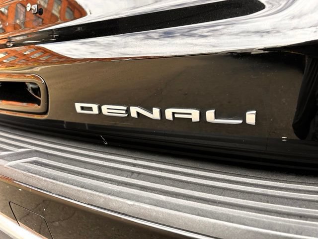 Used 2023 GMC Yukon Denali AWD/4WD image 10