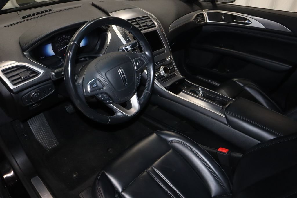 Used 2019 Lincoln MKZ Premiere FWD image 24