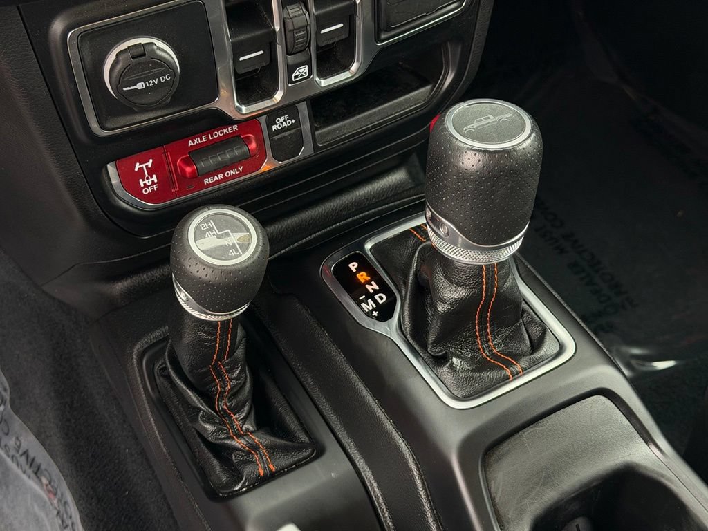 Used 2022 Jeep Gladiator Mojave w/ LED Lighting Group AWD/4WD image 32