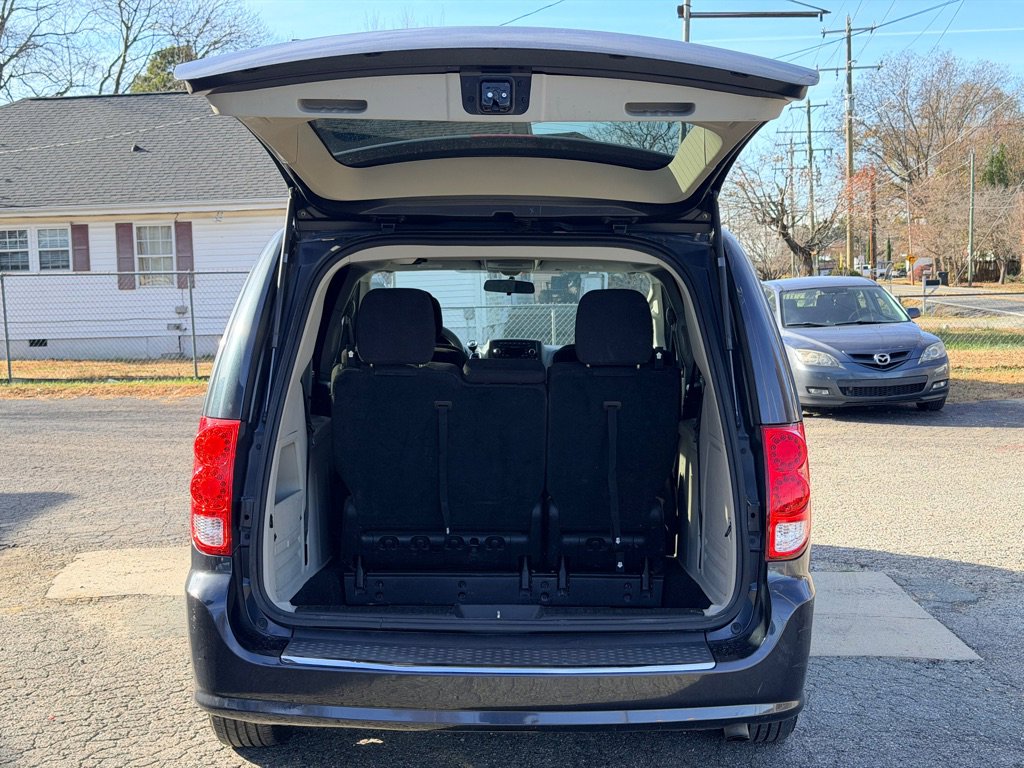 Used 2013 Dodge Grand Caravan SE image 7