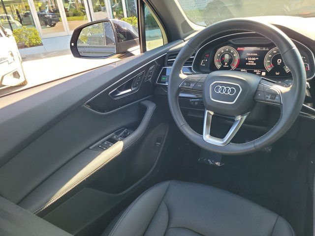 Certified 2026 Audi Q7 2.0T Premium Plus w/ Premium Plus Package AWD/4WD image 13