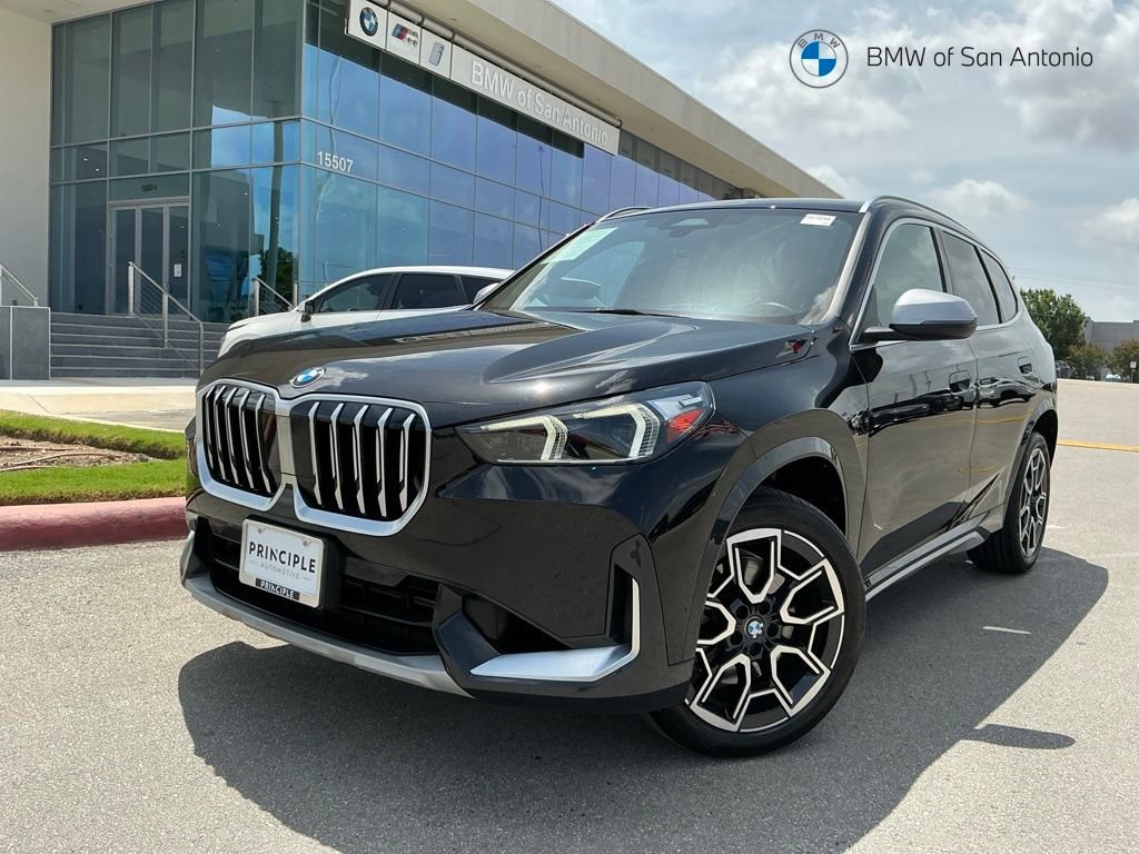 Used 2023 BMW X1 xDrive28i w/ Convenience Package AWD/4WD video 1