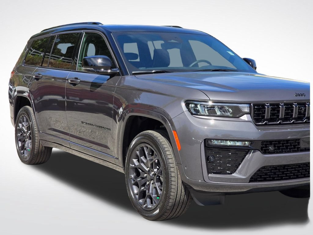 New 2026 Jeep Grand Cherokee L Summit w/ Obsidian Package AWD/4WD image 39