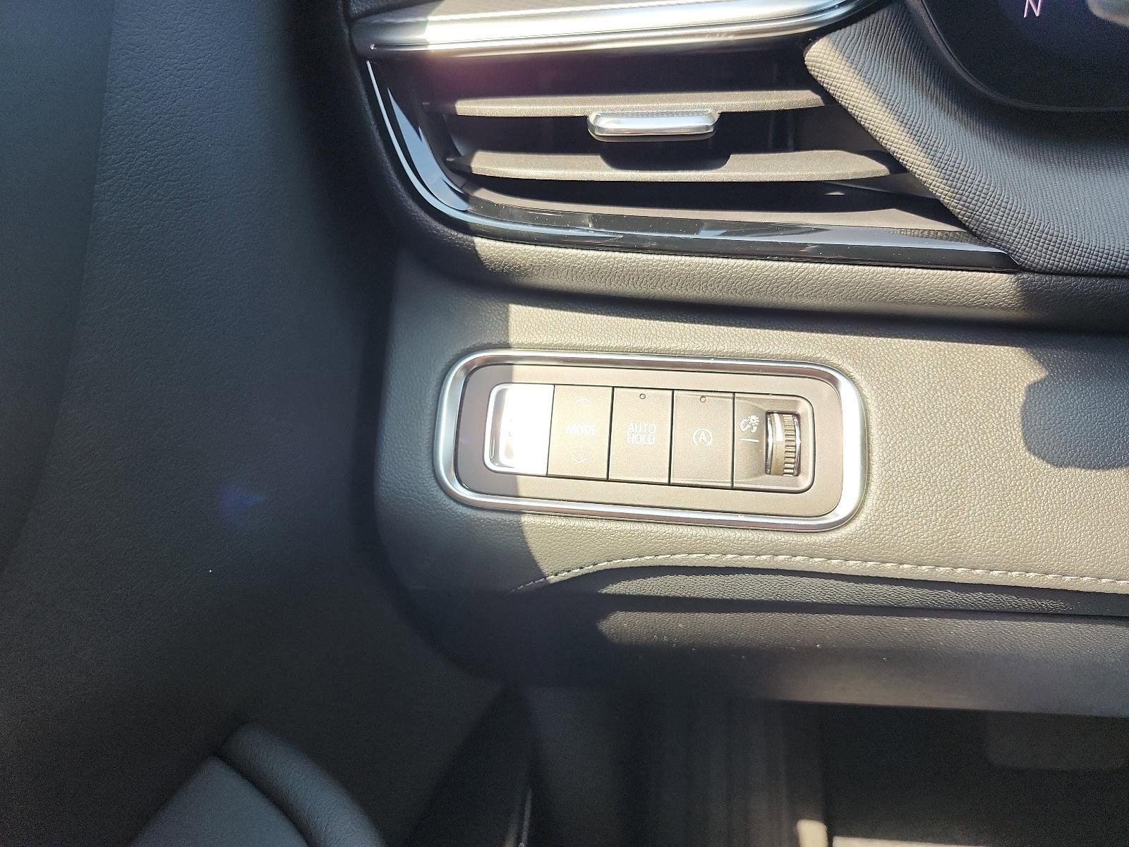 New 2026 Buick Enclave Sport Touring w/ Power Package image 17