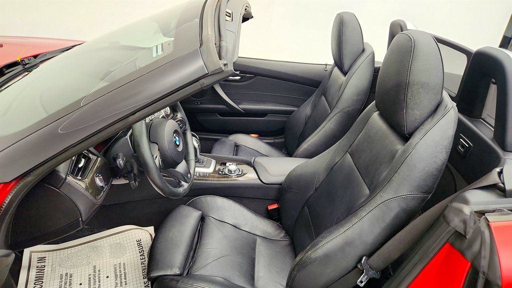 Used 2016 BMW Z4 sDrive35is RWD image 21