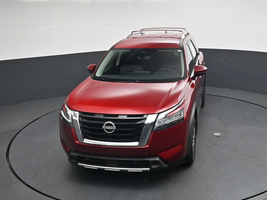 Used 2023 Nissan Pathfinder SL FWD image 32