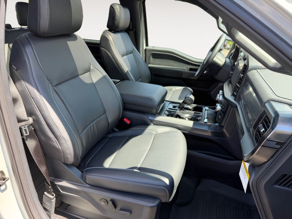 Used 2026 Ford F150 Lariat AWD/4WD image 24