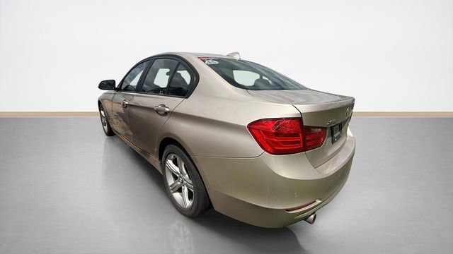 Used 2015 BMW 320i xDrive Sedan AWD/4WD image 4
