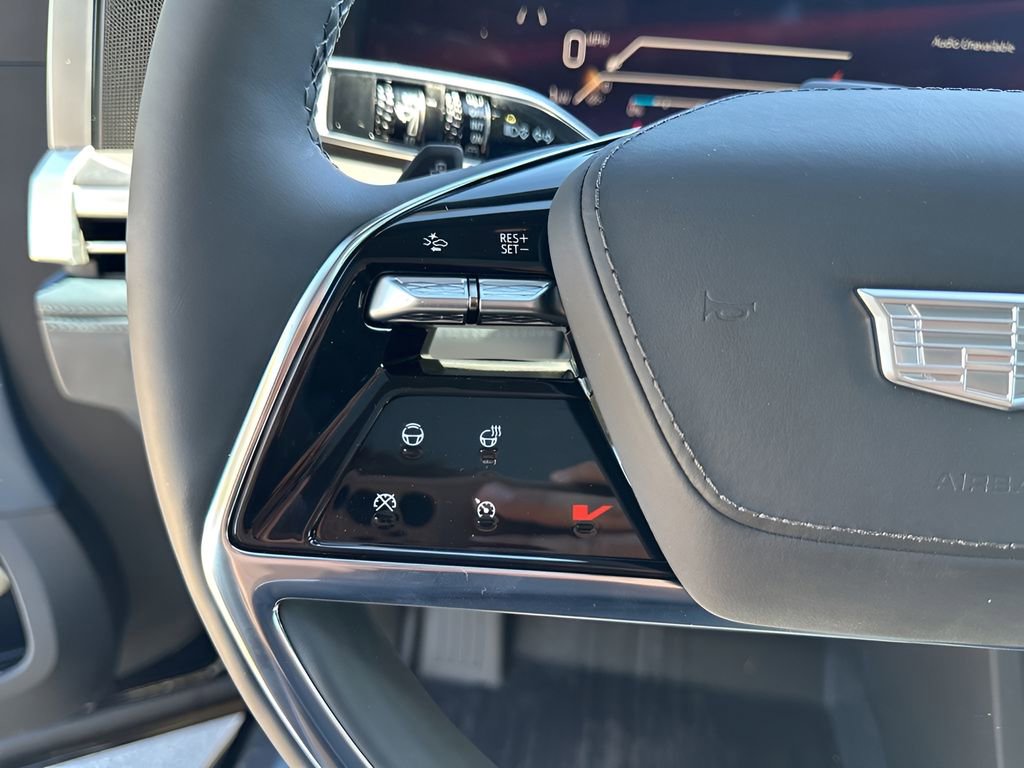 New 2026 Cadillac Escalade IQ Luxury 2 w/ LPO, Floor Liner Package image 32