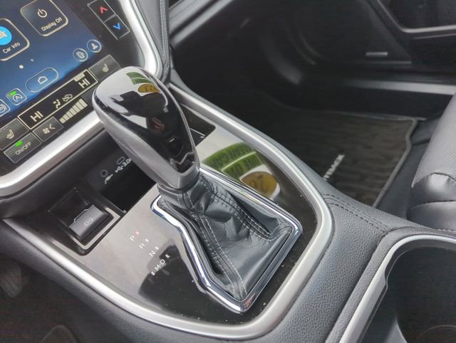 Used 2023 Subaru Outback Limited image 31