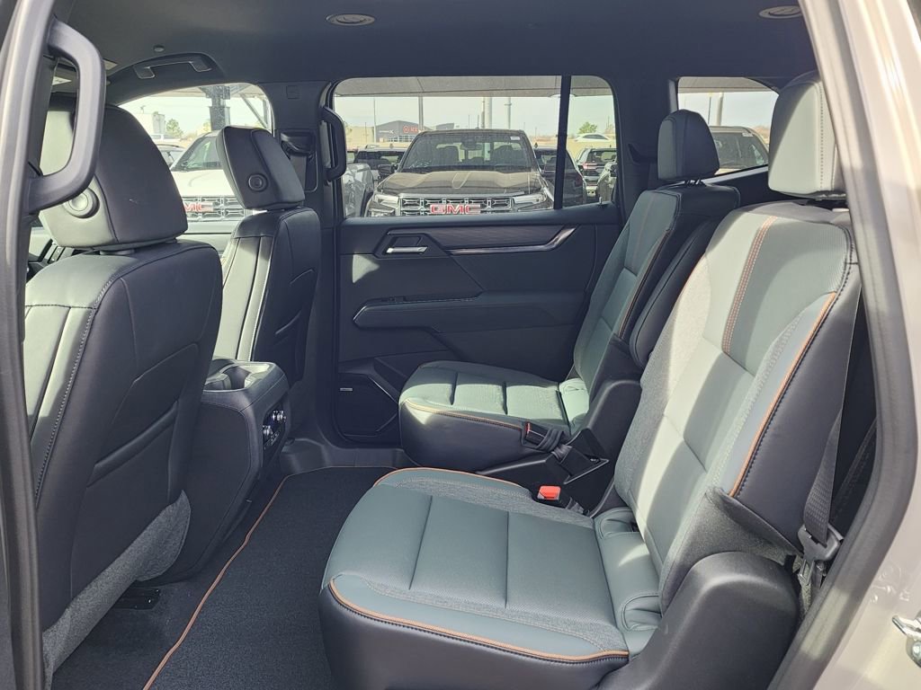 New 2026 GMC Acadia AT4 w/ Luxury Package image 46