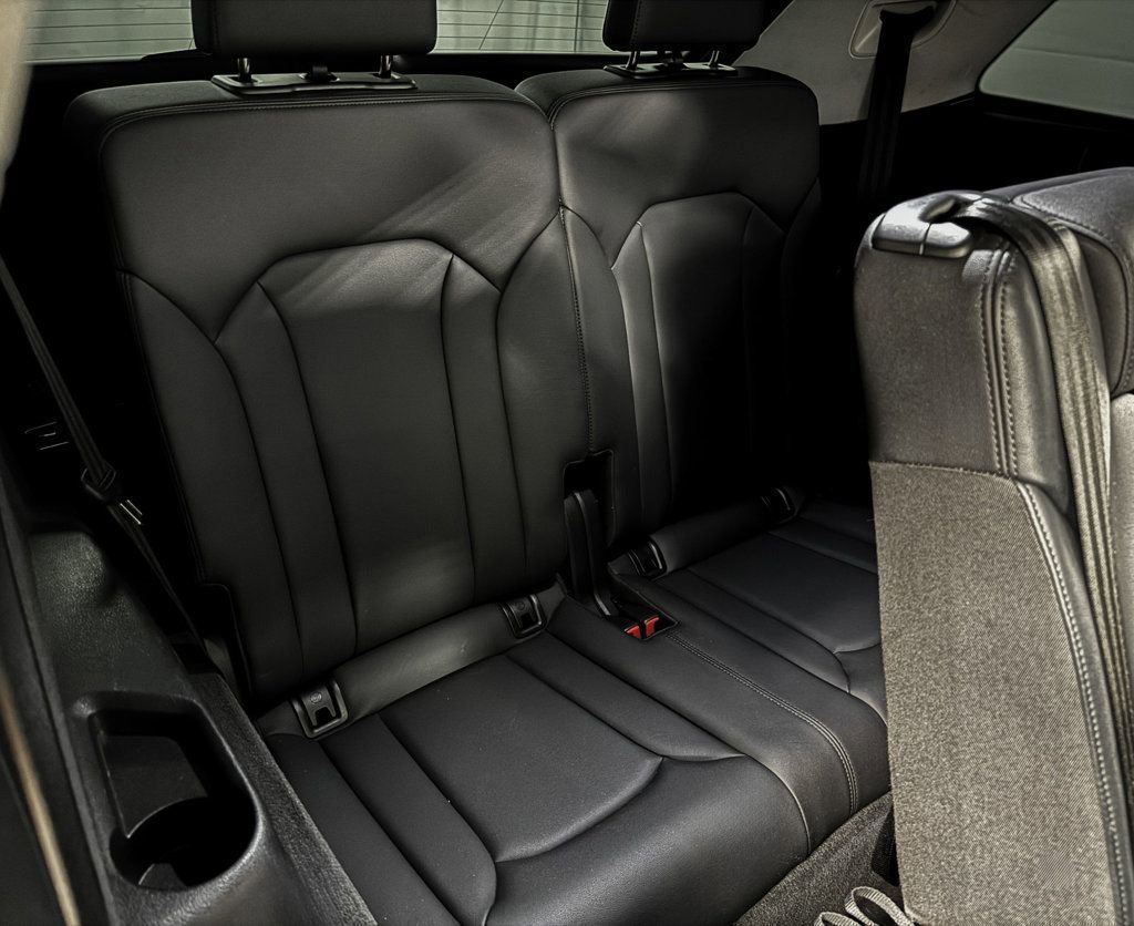 Used 2020 Audi Q7 3.0T Premium Plus image 9