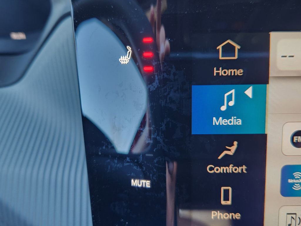 New 2026 Jeep Cherokee Laredo image 14