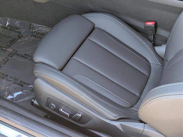Used 2026 BMW 430i Coupe w/ M Sport Package RWD image 4