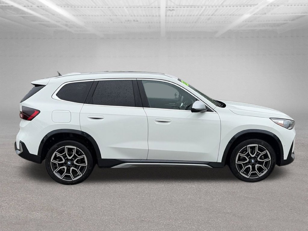 Used 2024 BMW X1 xDrive28i w/ Technology Package AWD/4WD image 8