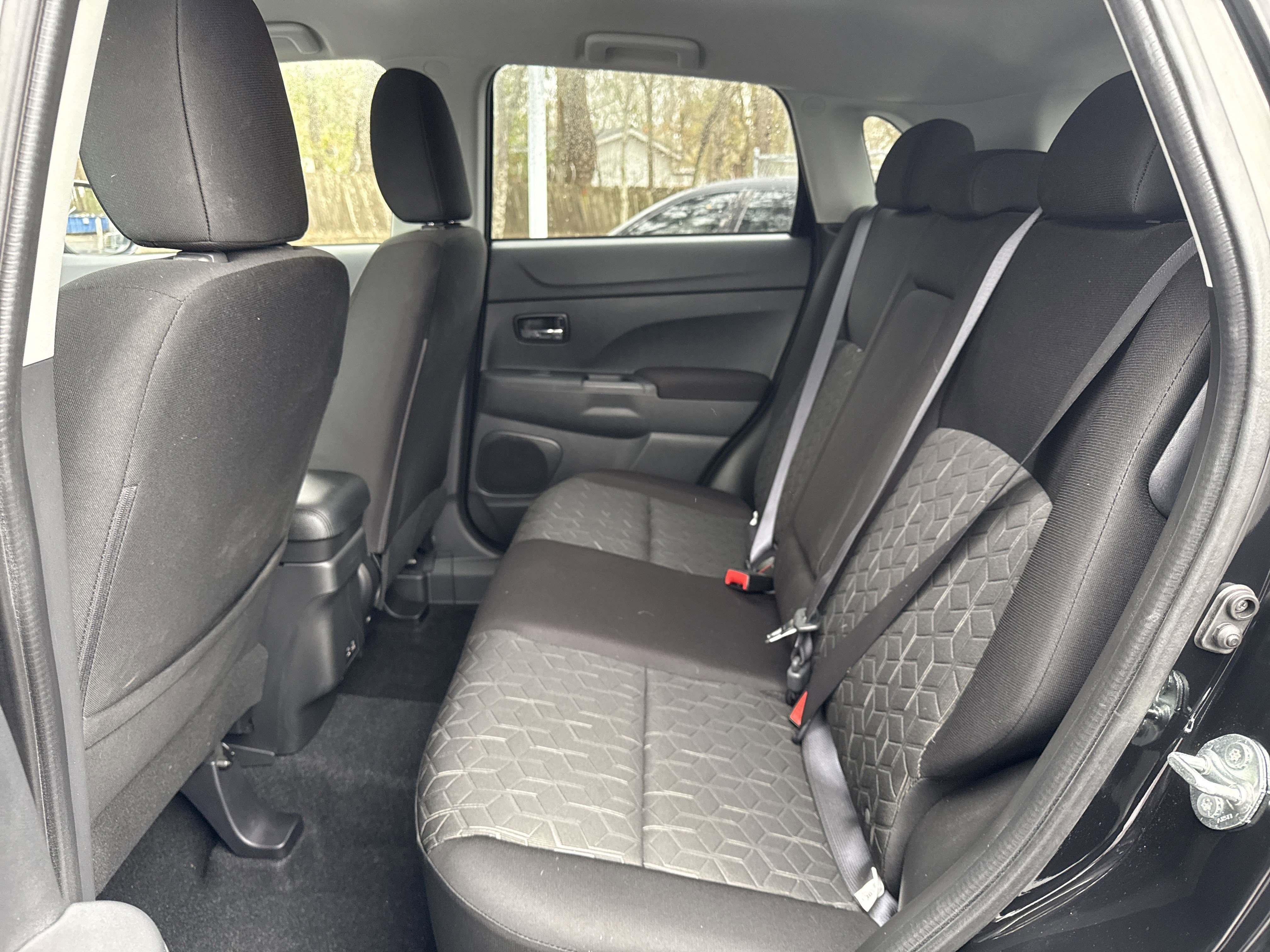 Used 2024 Mitsubishi Outlander Sport LE image 31