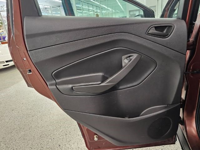 Used 2018 Ford Escape S image 25