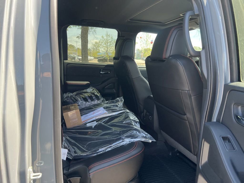 New 2025 Nissan Frontier PRO-4X w/ Pro Premium Package image 16