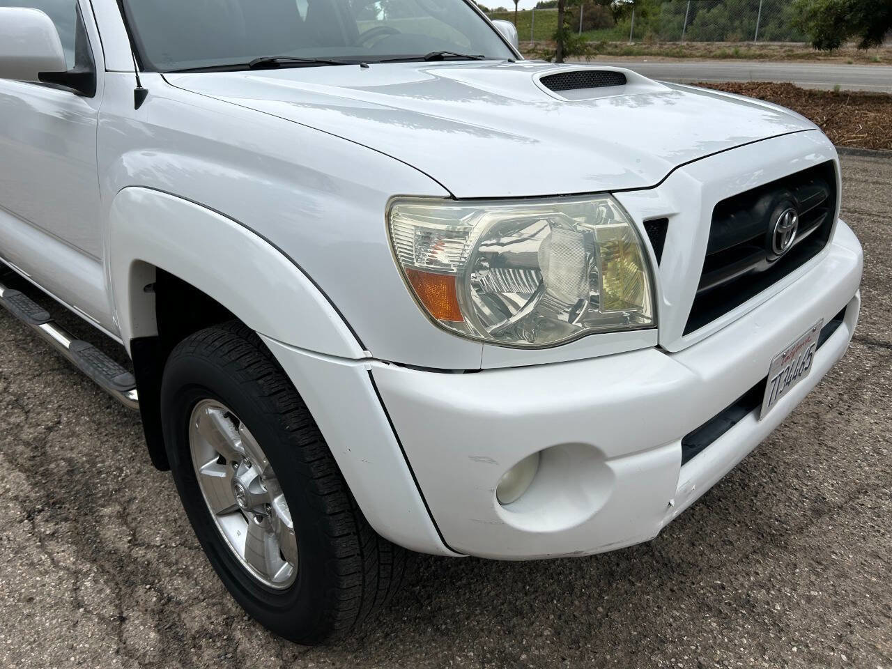 Used 2005 Toyota Tacoma PreRunner image 13
