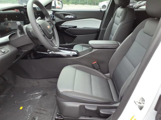 New 2026 Chevrolet Trax LT FWD image 6