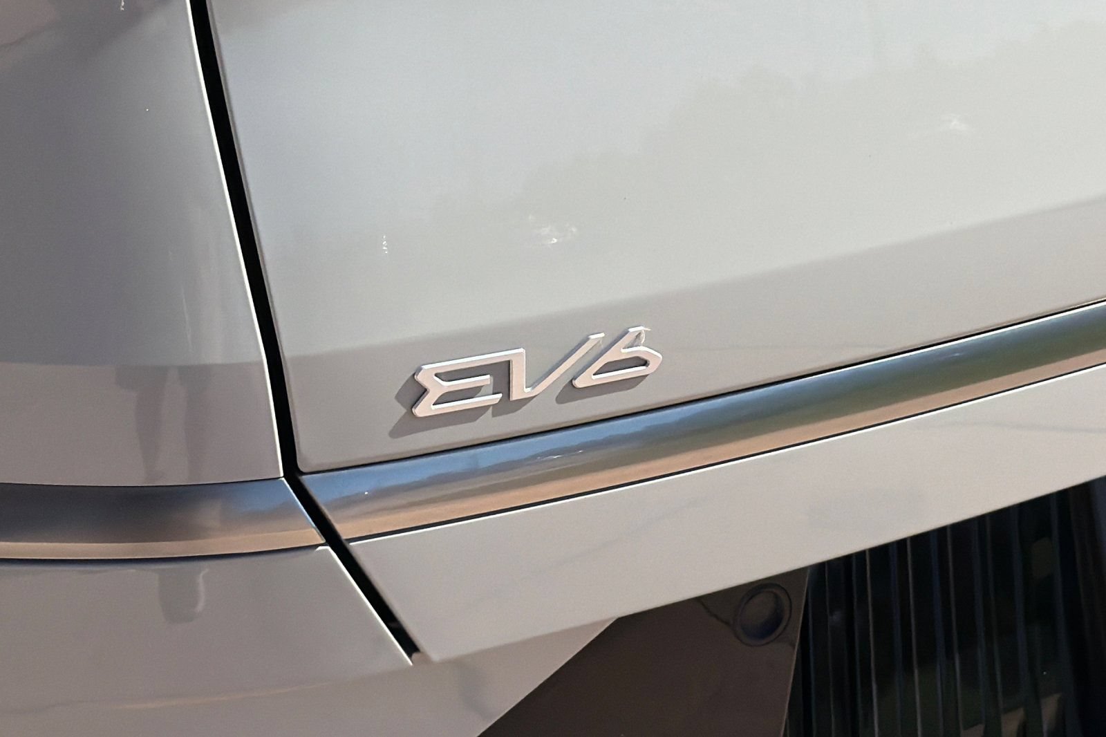 Used 2024 Kia EV6 Wind w/ Wind Technology Package AWD/4WD image 33