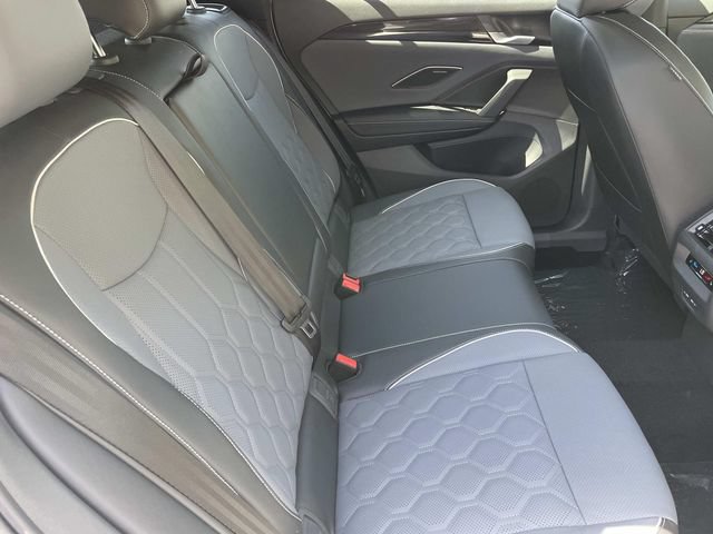 New 2026 Volkswagen Tiguan SEL R-Line AWD/4WD image 28