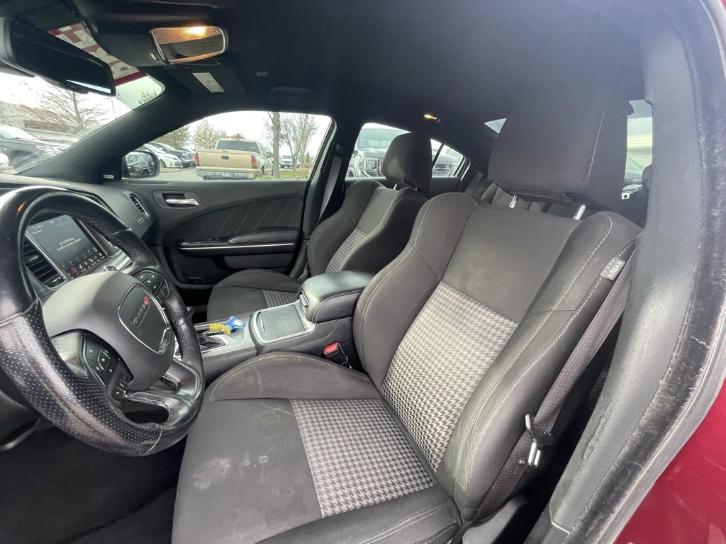 Used 2019 Dodge Charger GT image 21