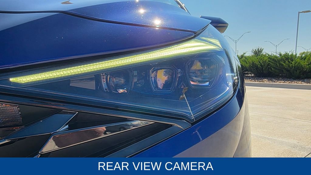 Used 2023 Hyundai Elantra Limited image 11