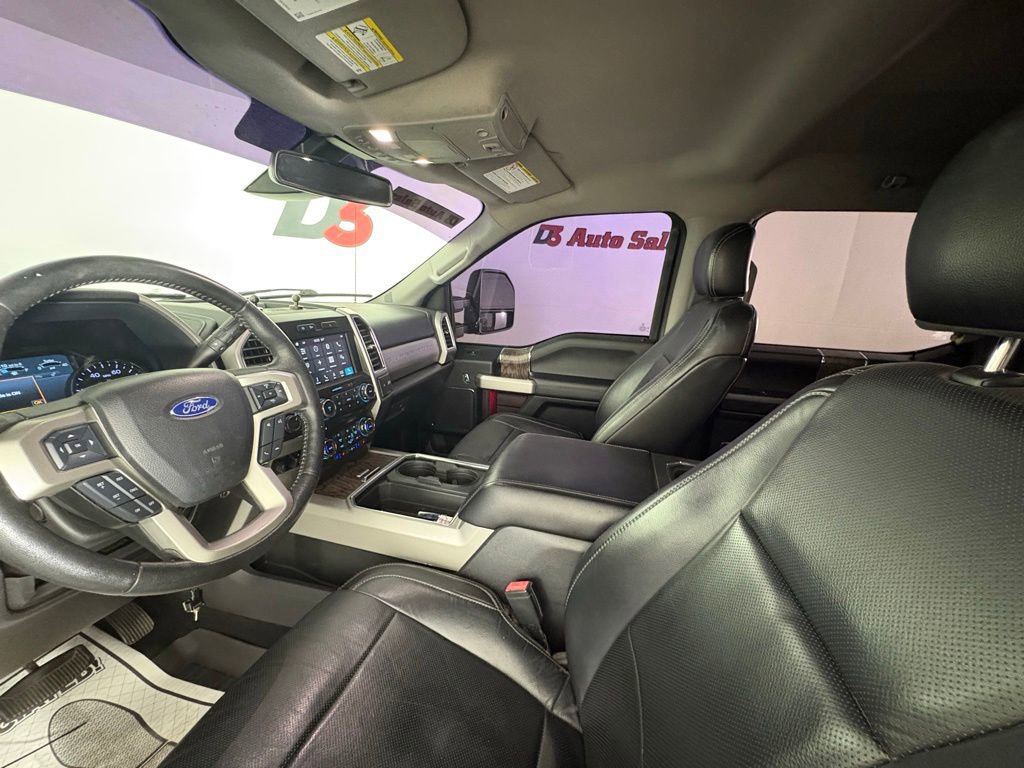 Used 2018 Ford F250 Lariat w/ Lariat Ultimate Package AWD/4WD image 16