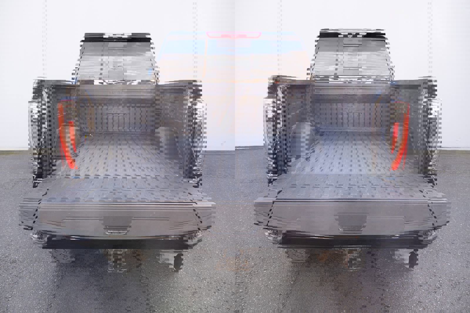 Used 2024 GMC Sierra 3500 AT4 w/ AT4 Premium Plus Package image 28