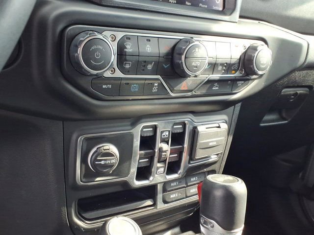 Used 2023 Jeep Wrangler Unlimited Sahara w/ Cold Weather Group image 13