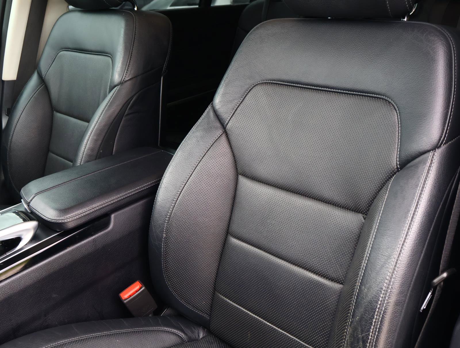 Used 2018 Mercedes-Benz GLS 550 4MATIC image 14