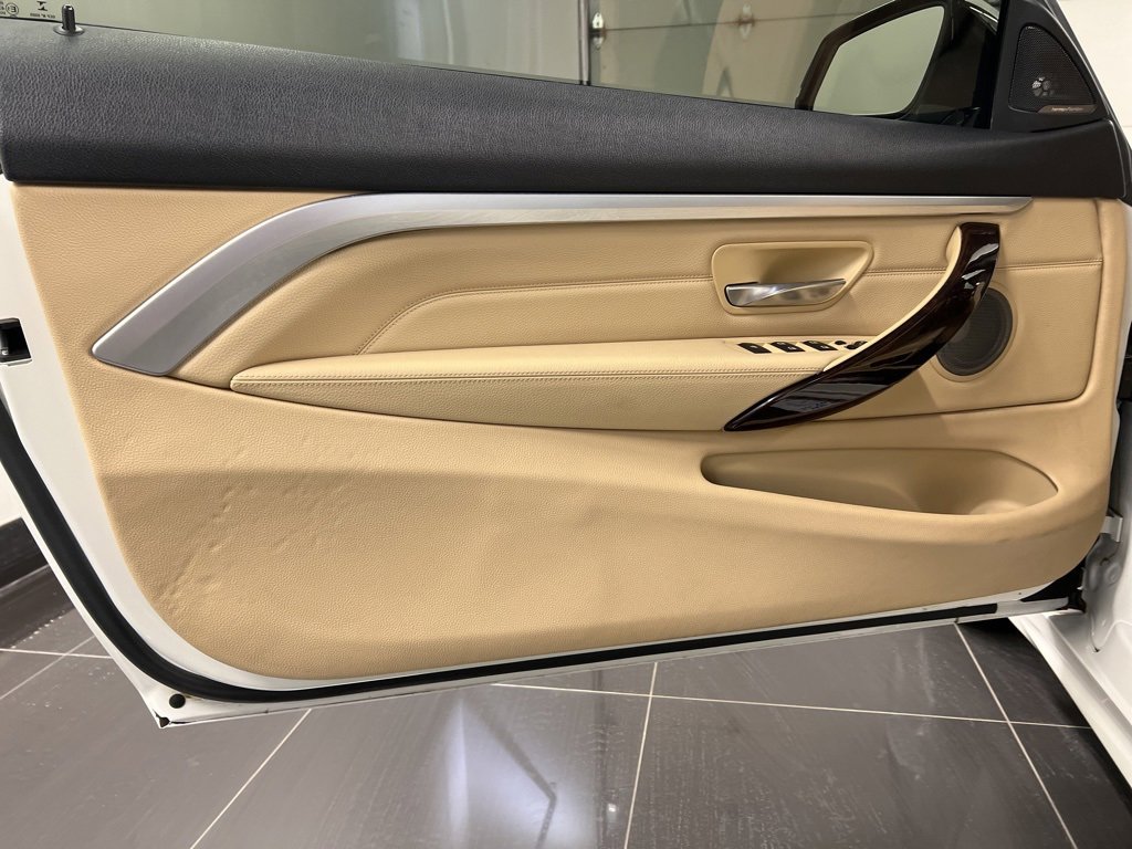 Used 2014 BMW 435i Convertible image 32