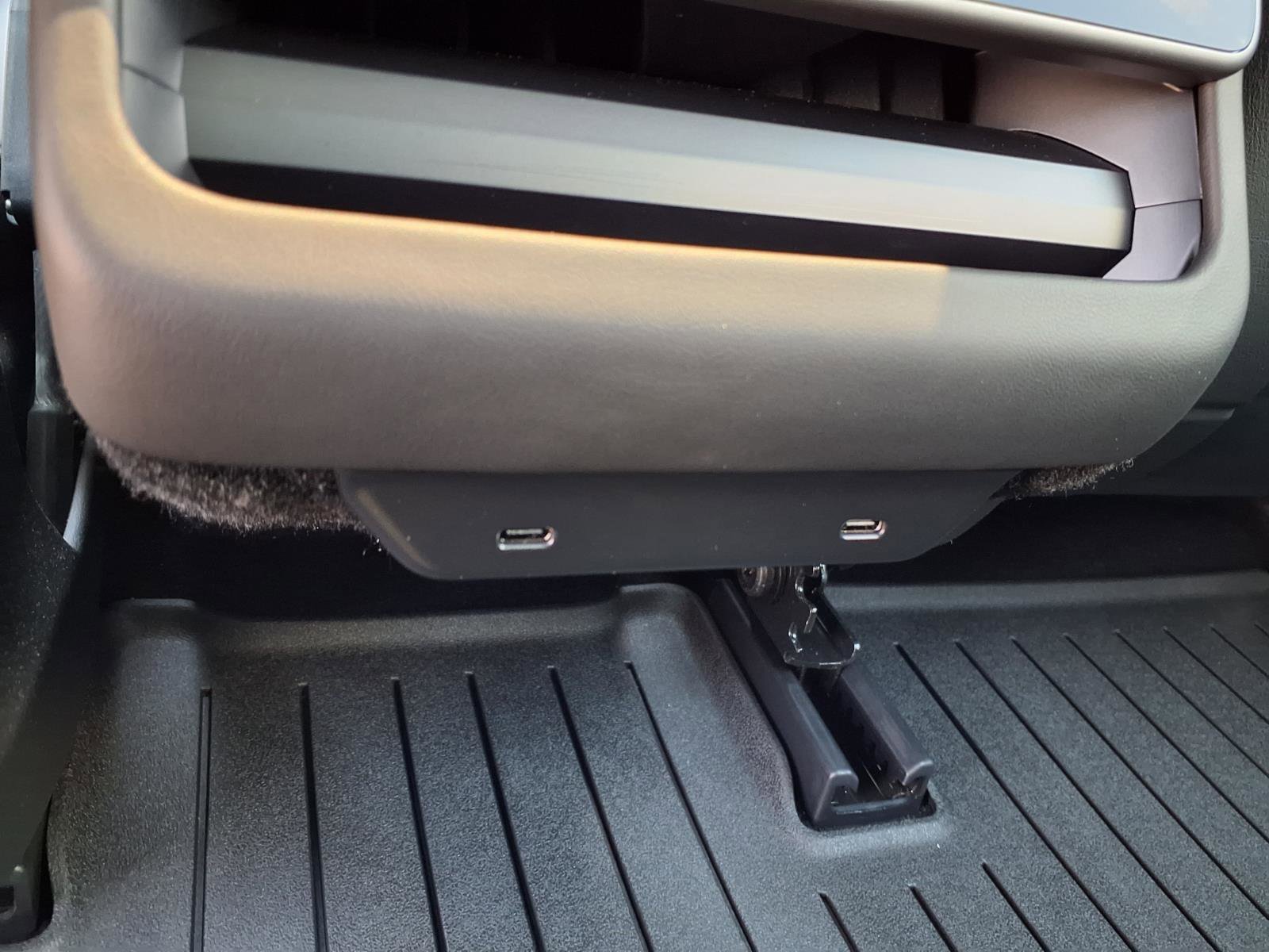 Used 2025 Tesla Model 3 RWD image 26