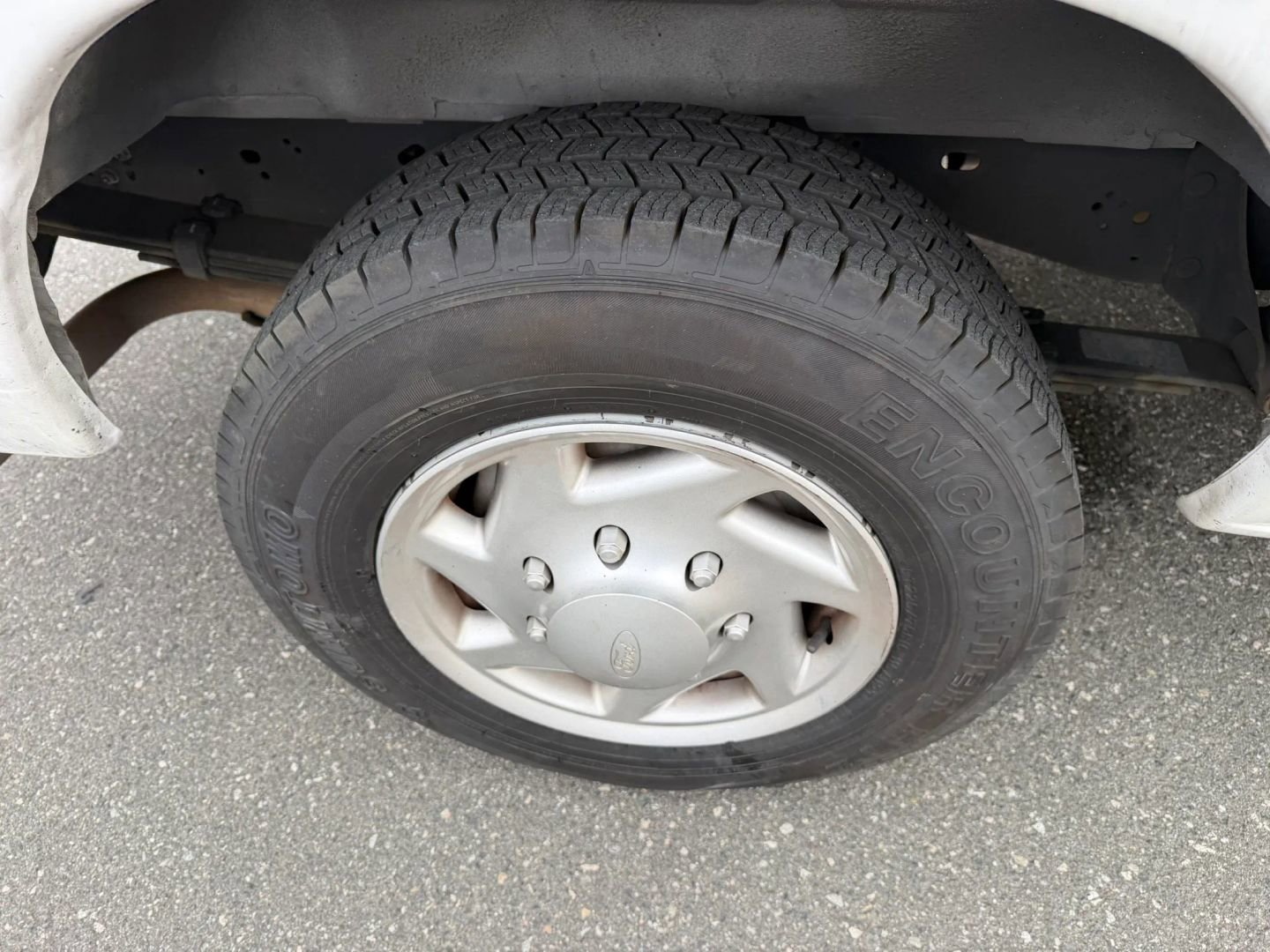 Used 2014 Ford E-150 and Econoline 150 w/ Commercial Cargo Van Package RWD image 28