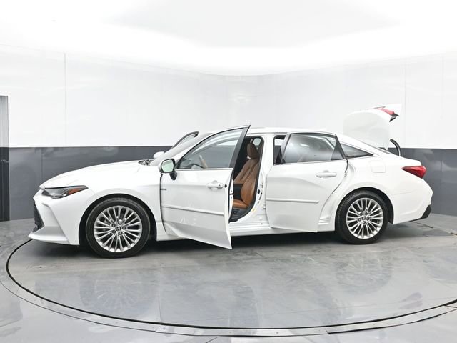 Used 2020 Toyota Avalon Limited w/ Advanced Safety Package FWD image 53