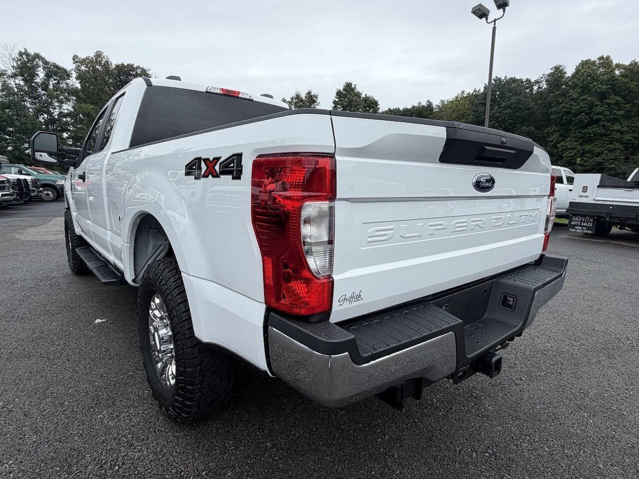 Used 2022 Ford F250 XL w/ Power Equipment Group AWD/4WD image 8