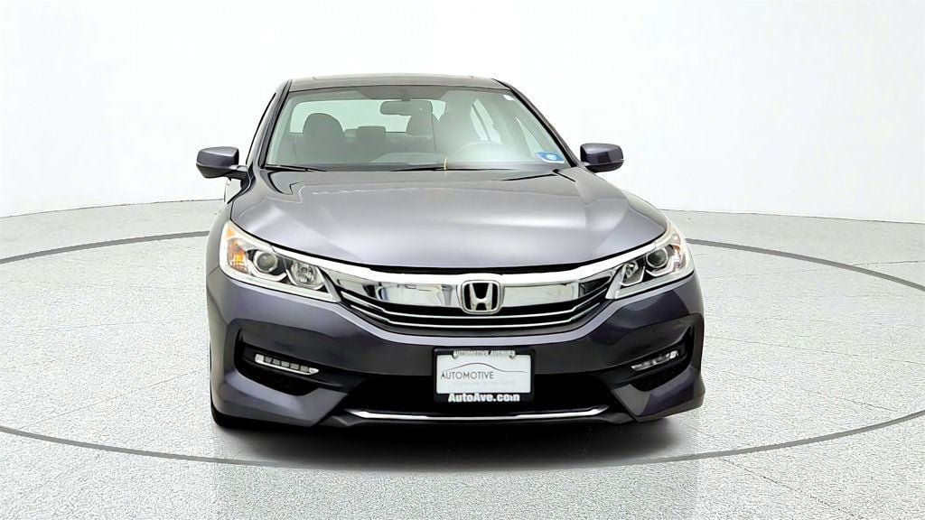 Used 2017 Honda Accord EX-L image 2