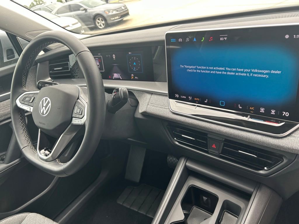 Certified 2025 Volkswagen Tiguan S FWD image 31