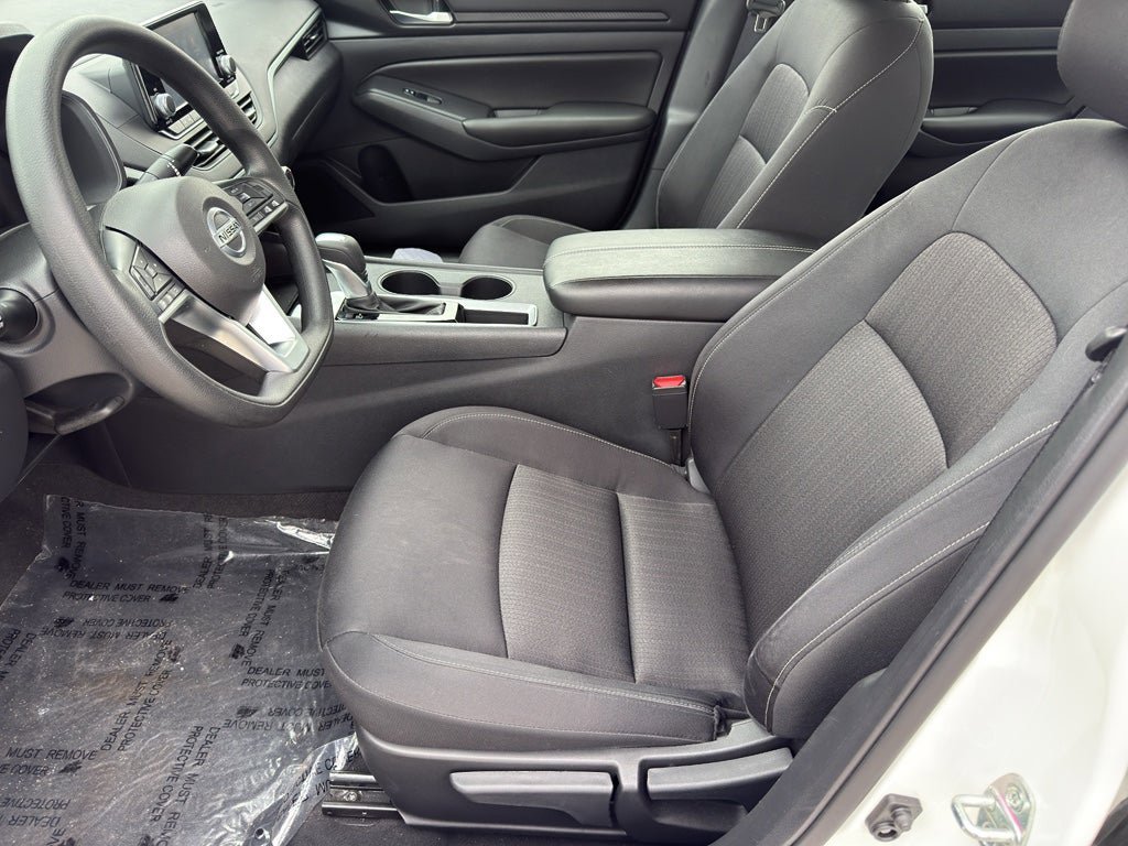 Used 2022 Nissan Altima 2.5 S FWD image 11
