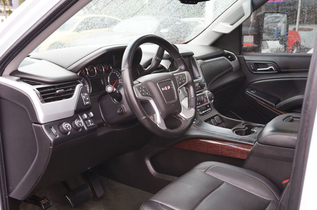 Used 2015 GMC Yukon SLT w/ Open Road Package image 10