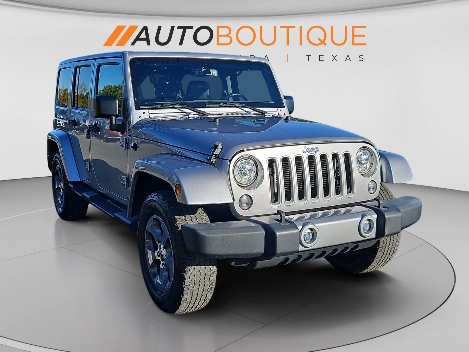 Used 2018 Jeep Wrangler Unlimited Sahara AWD/4WD image 7