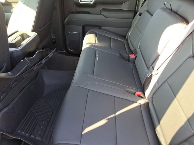 Used 2024 Chevrolet Silverado 1500 LT Trail Boss w/ Convenience Package II image 10