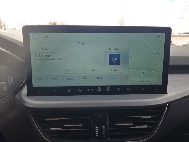 Used 2025 Ford Escape Platinum image 27