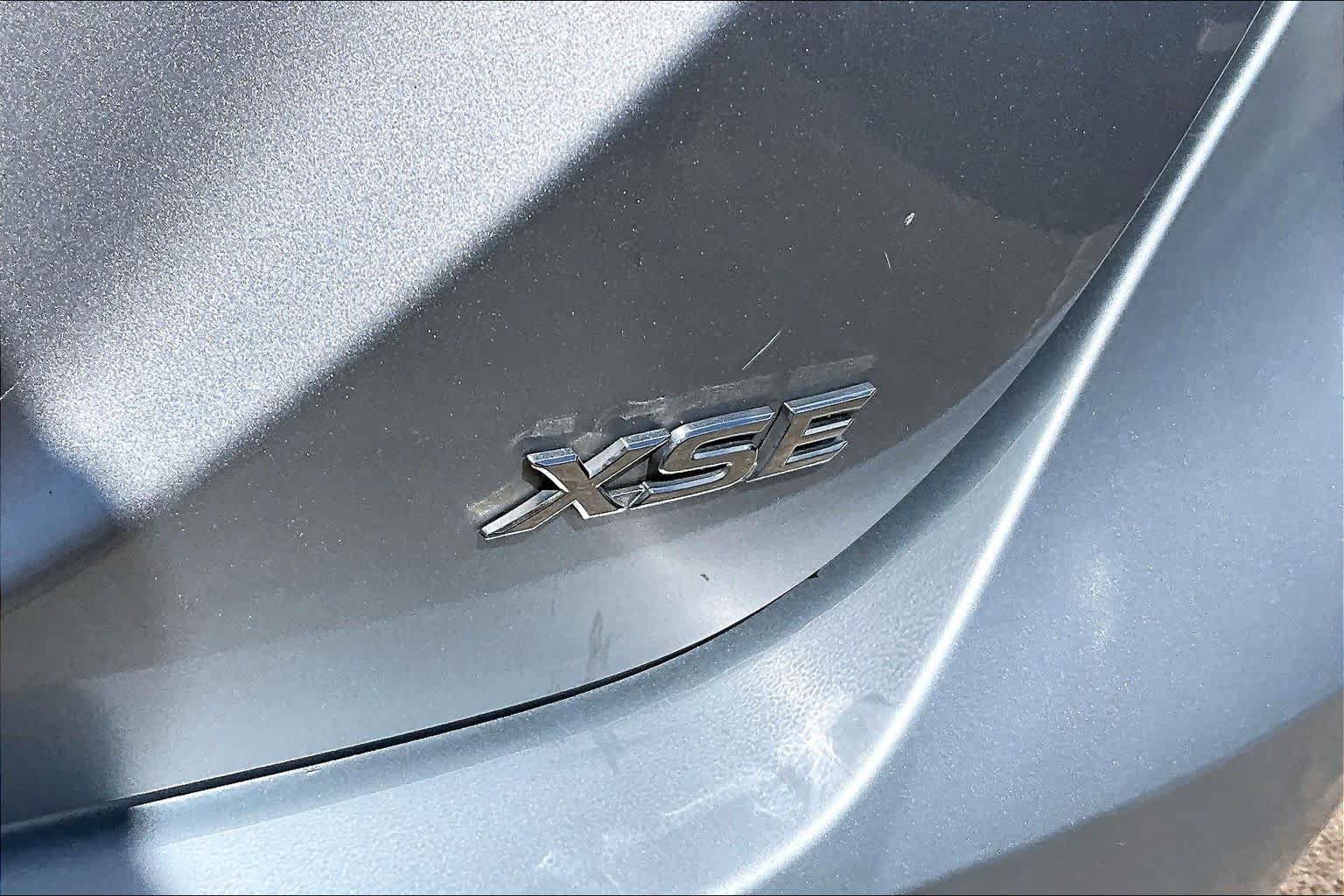 Used 2023 Toyota Camry XSE FWD image 10