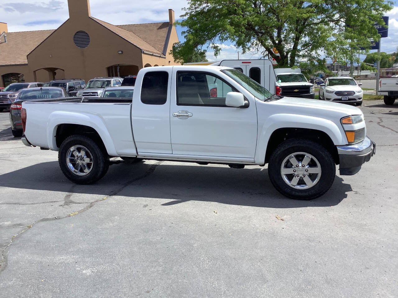 Used 2011 GMC Canyon SLE AWD/4WD image 9