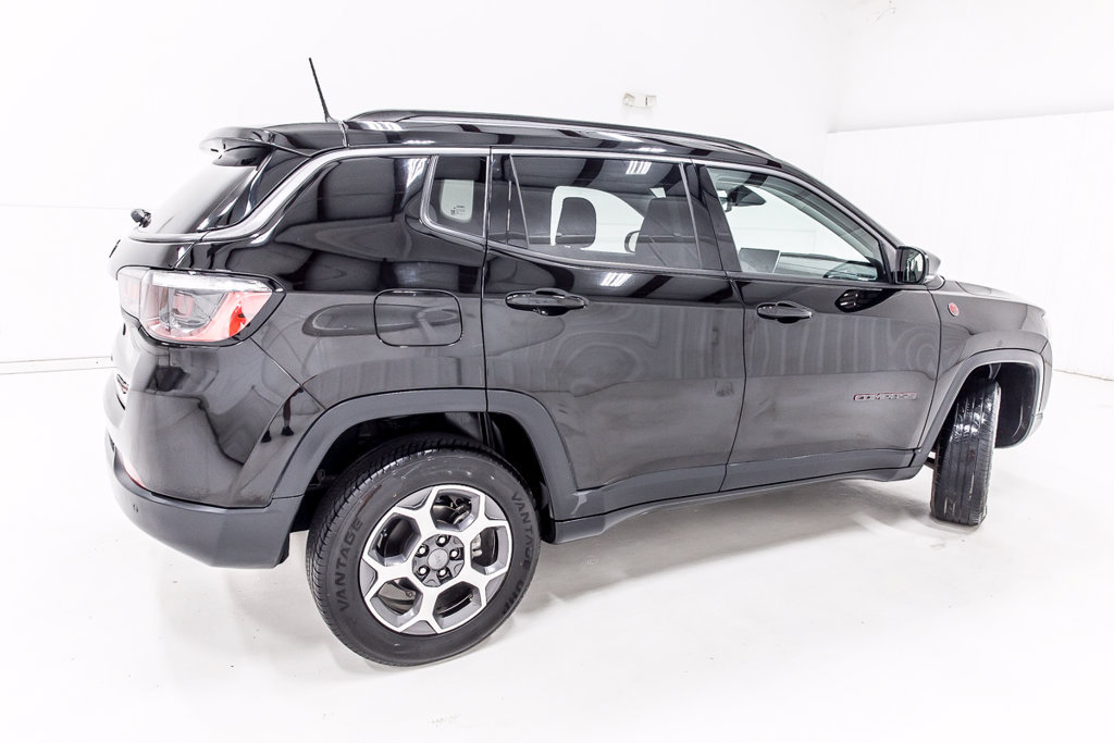 Used 2022 Jeep Compass Trailhawk AWD/4WD image 8