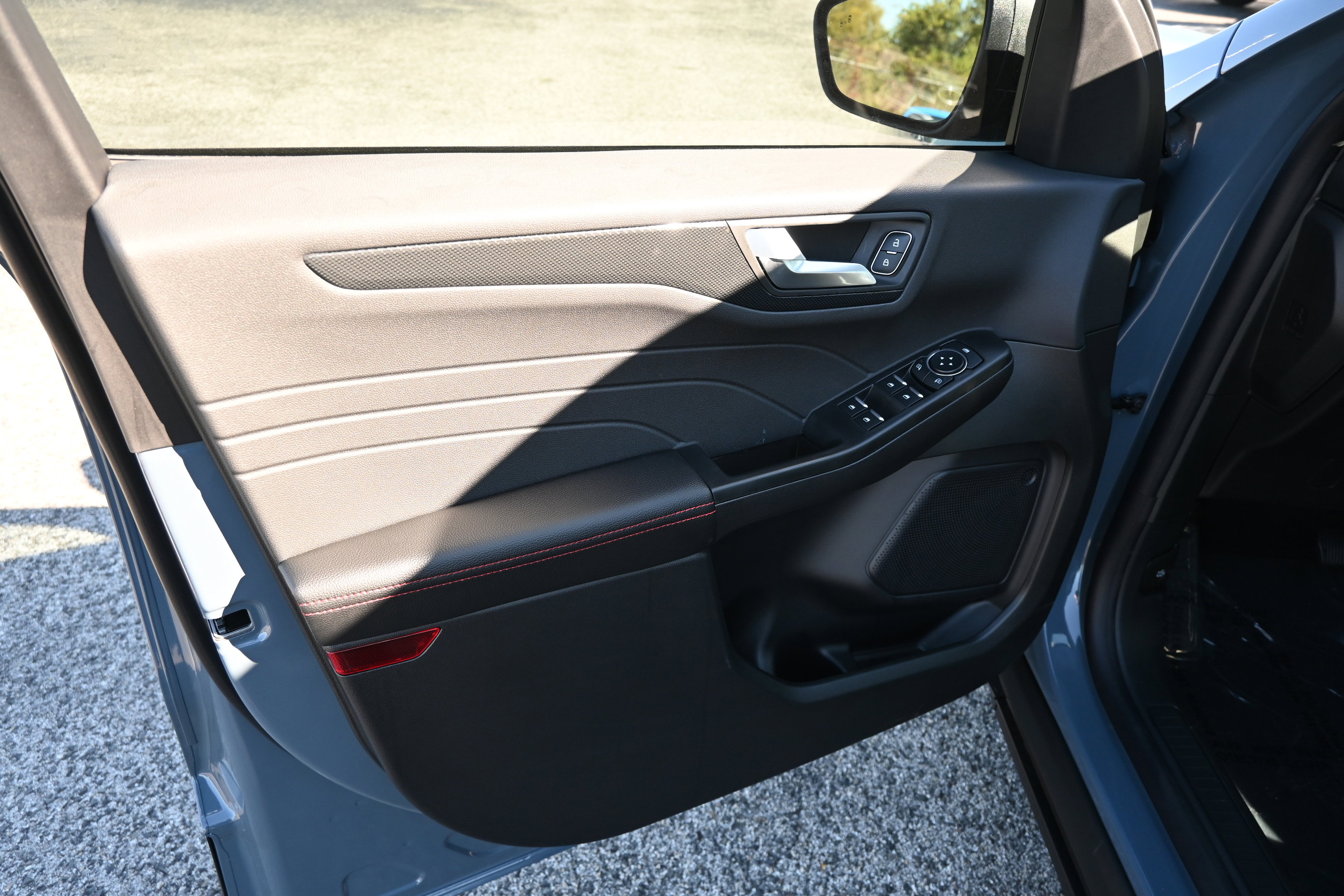 New 2026 Ford Escape ST-Line w/ Tech Pack #1 image 14